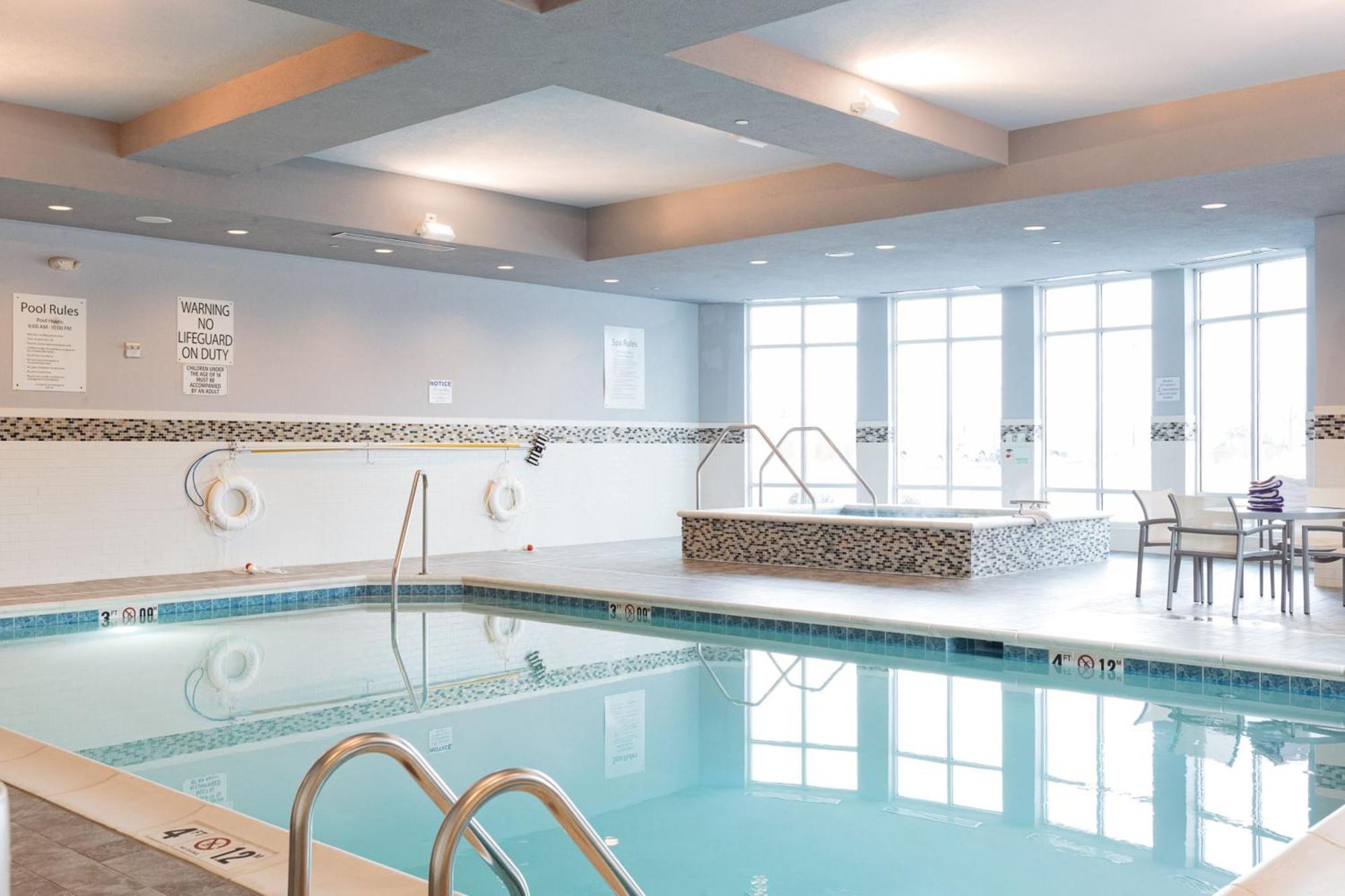 Holiday Inn Hotel & Suites Davenport By Ihg Exteriér fotografie